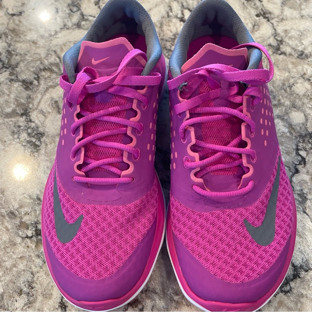 Nike Women's Vibrant Purple and Pink Athletic Shoes
